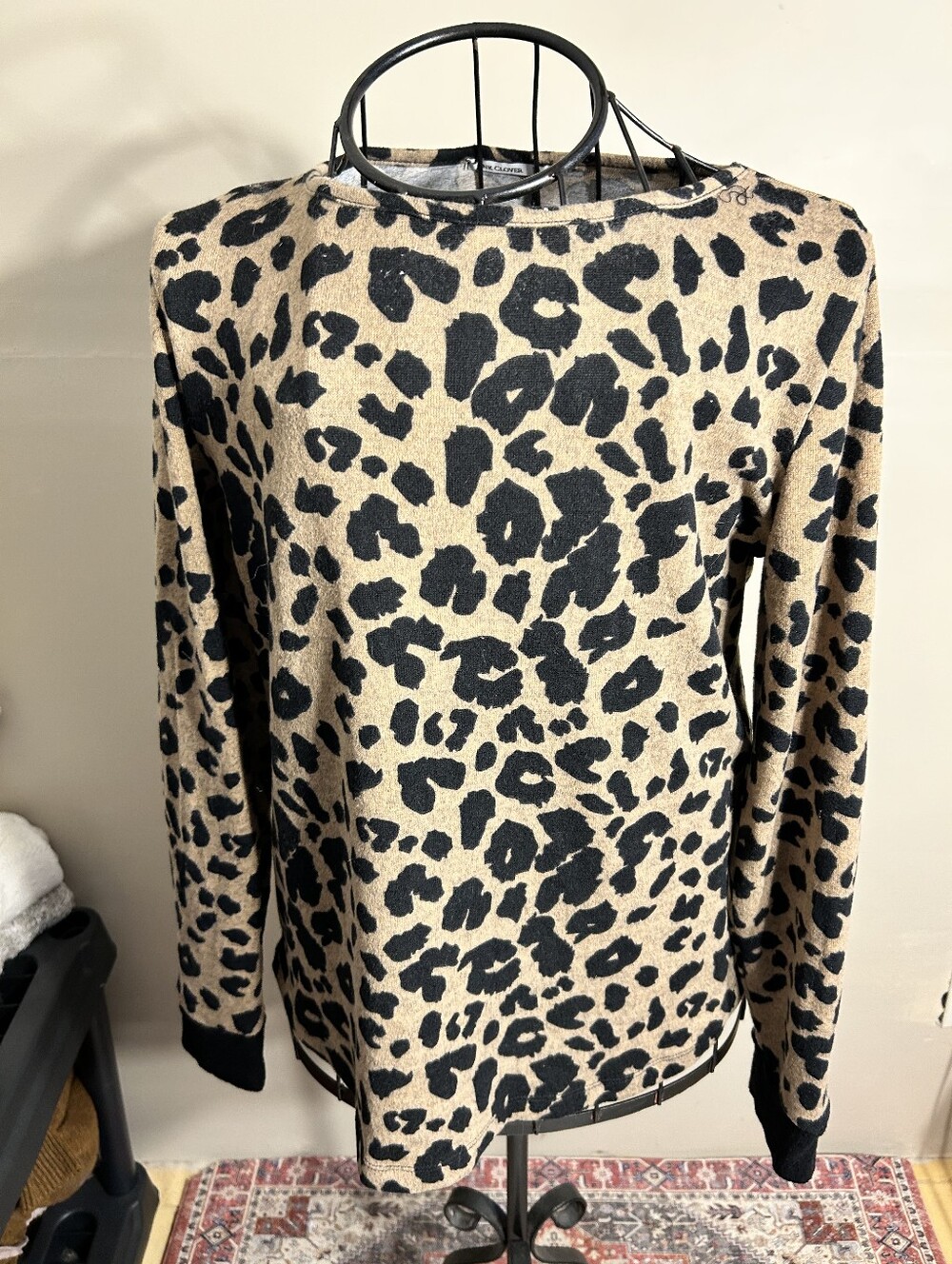 size medium womens casual dress tan black animal print leopard long sleeve